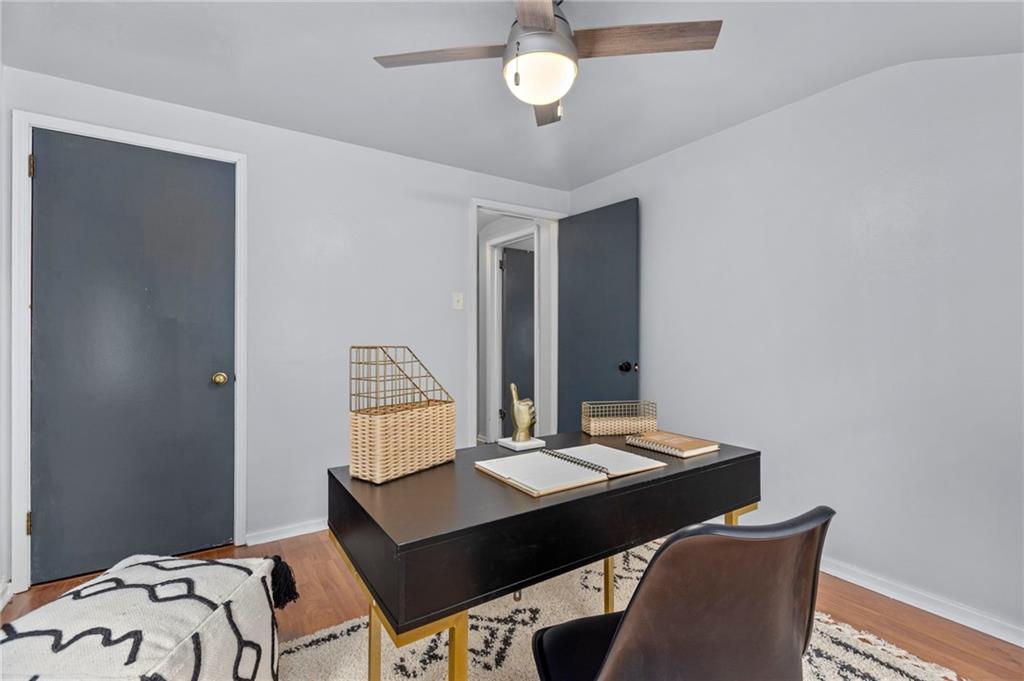 4131 Beehner Road Pittsburgh, PA 15217 - Photo 14 of 22 Gallery Image 14