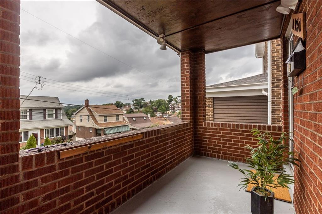 4131 Beehner Road Pittsburgh, PA 15217 - Photo 3 of 22 Gallery Image 3