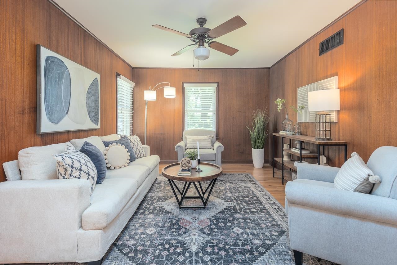 4696 Kaye Road Memphis, TN 38117 - Photo 17 of 39 a living room with furniture and a large window