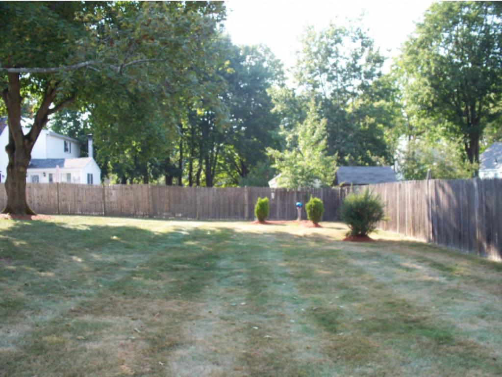 5 MacFarland Road Salem, NH 03079 - Photo 5 of 16 Gallery Image 5