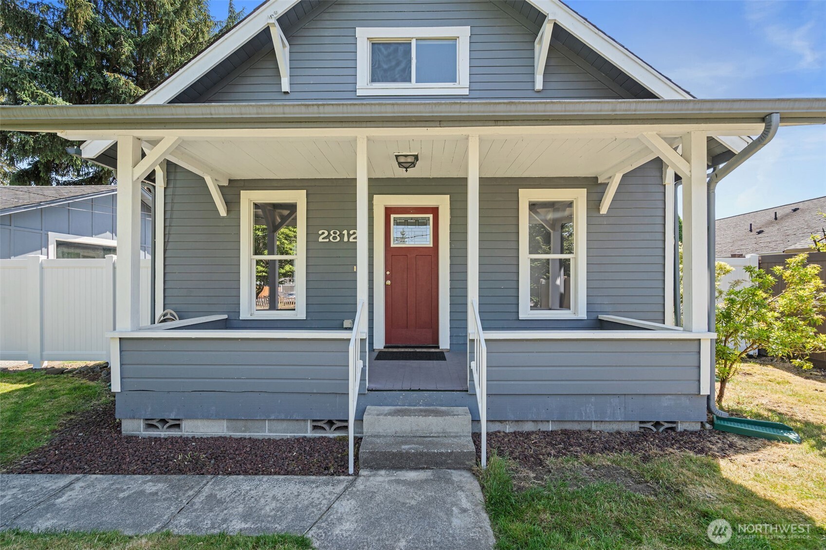 2812 Russell Road Centralia, WA 98531 - Photo 4 of 26