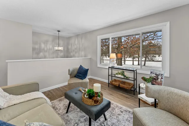 $399,000 | 5610 Spencer Brook Drive Northwest, Cambridge, MN 55008