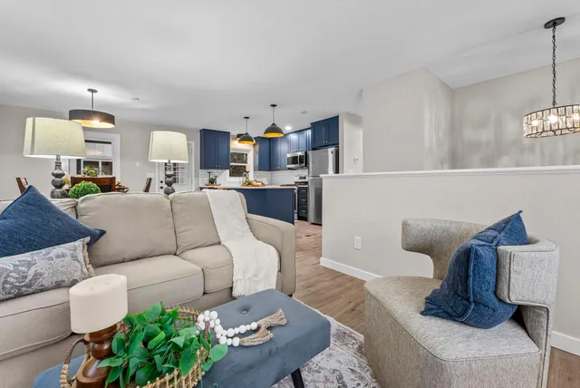 $399,000 | 5610 Spencer Brook Drive Northwest, Cambridge, MN 55008