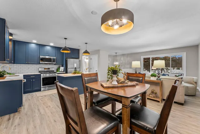 $399,000 | 5610 Spencer Brook Drive Northwest, Cambridge, MN 55008