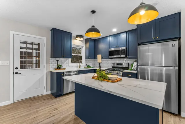 $399,000 | 5610 Spencer Brook Drive Northwest, Cambridge, MN 55008