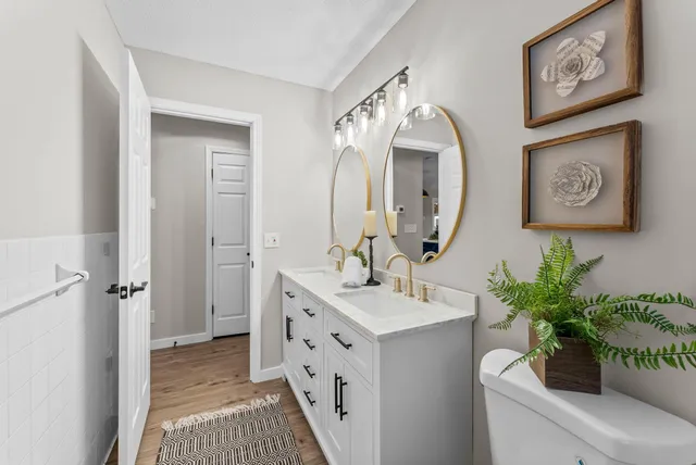 $399,000 | 5610 Spencer Brook Drive Northwest, Cambridge, MN 55008