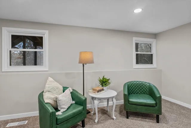 $399,000 | 5610 Spencer Brook Drive Northwest, Cambridge, MN 55008