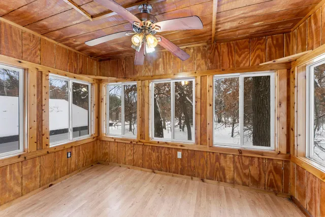 $399,000 | 5610 Spencer Brook Drive Northwest, Cambridge, MN 55008