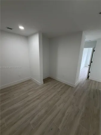 $4,000 | 32 Northwest 14th Avenue, Unit 403, Miami, FL 33125