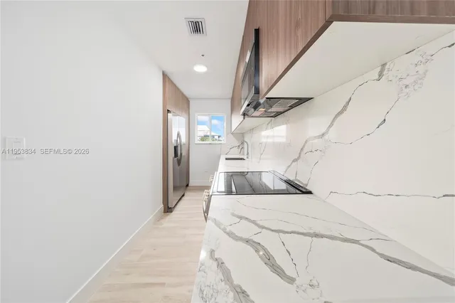 $4,000 | 32 Northwest 14th Avenue, Unit 403, Miami, FL 33125