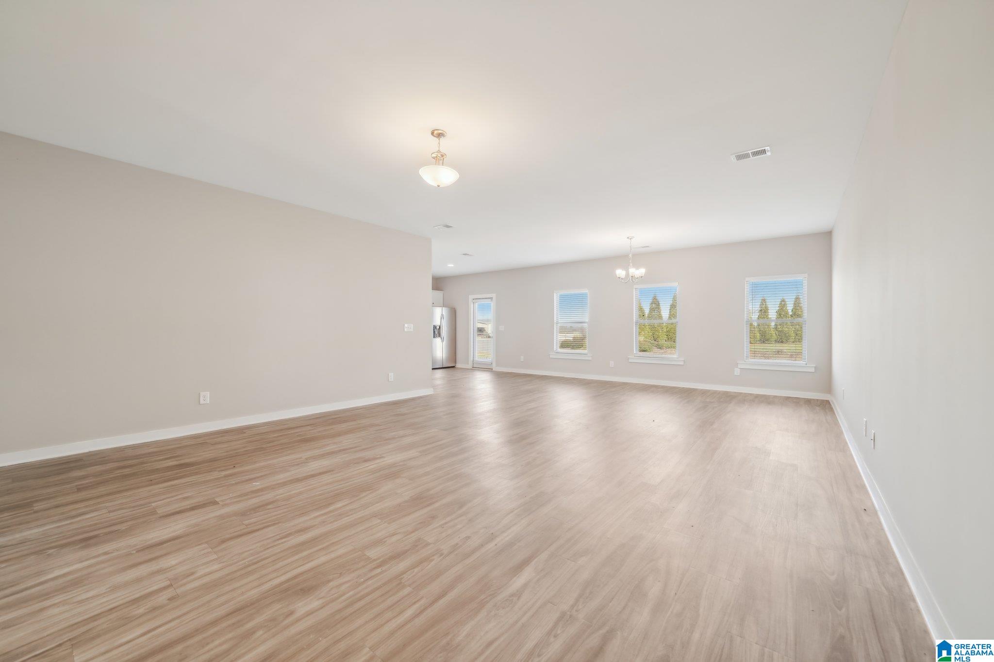 334 Ballington Way Clanton, AL 35045 - Photo 8 of 31