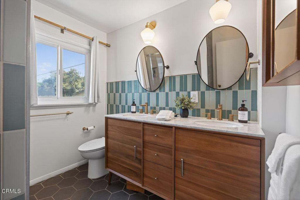 335 Encino Drive Oak View, CA 93022 - Photo 37 of 59