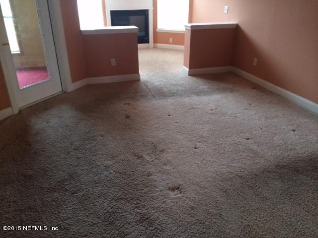 12534 Sampson Road Jacksonville, FL 32218 - Photo 11 of 17 Master Bed Rm and sitting rm w/fireplace