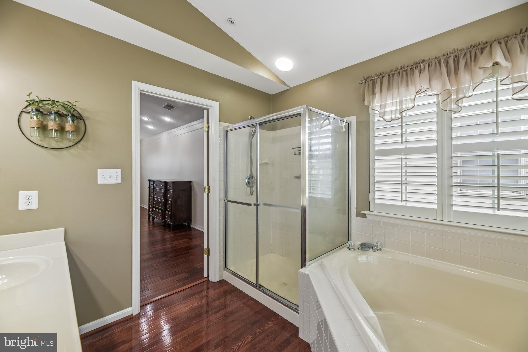 16116 Eckhart Road Bowie, MD 20716 - Photo 45 of 93 Primary Bathroom