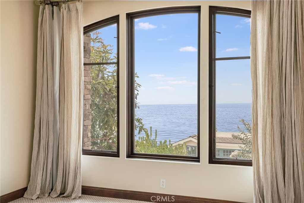2320 Crestview Drive Laguna Beach, CA 92651 - Photo 19 of 28 a view of a room that has a large window