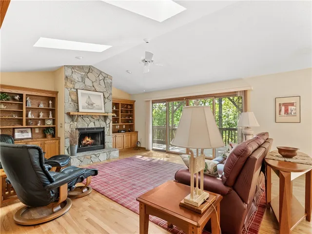 $774,900 | 213 Shipmaster Drive, Salem, SC 29676