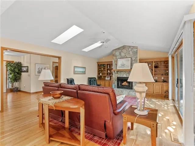 $774,900 | 213 Shipmaster Drive, Salem, SC 29676