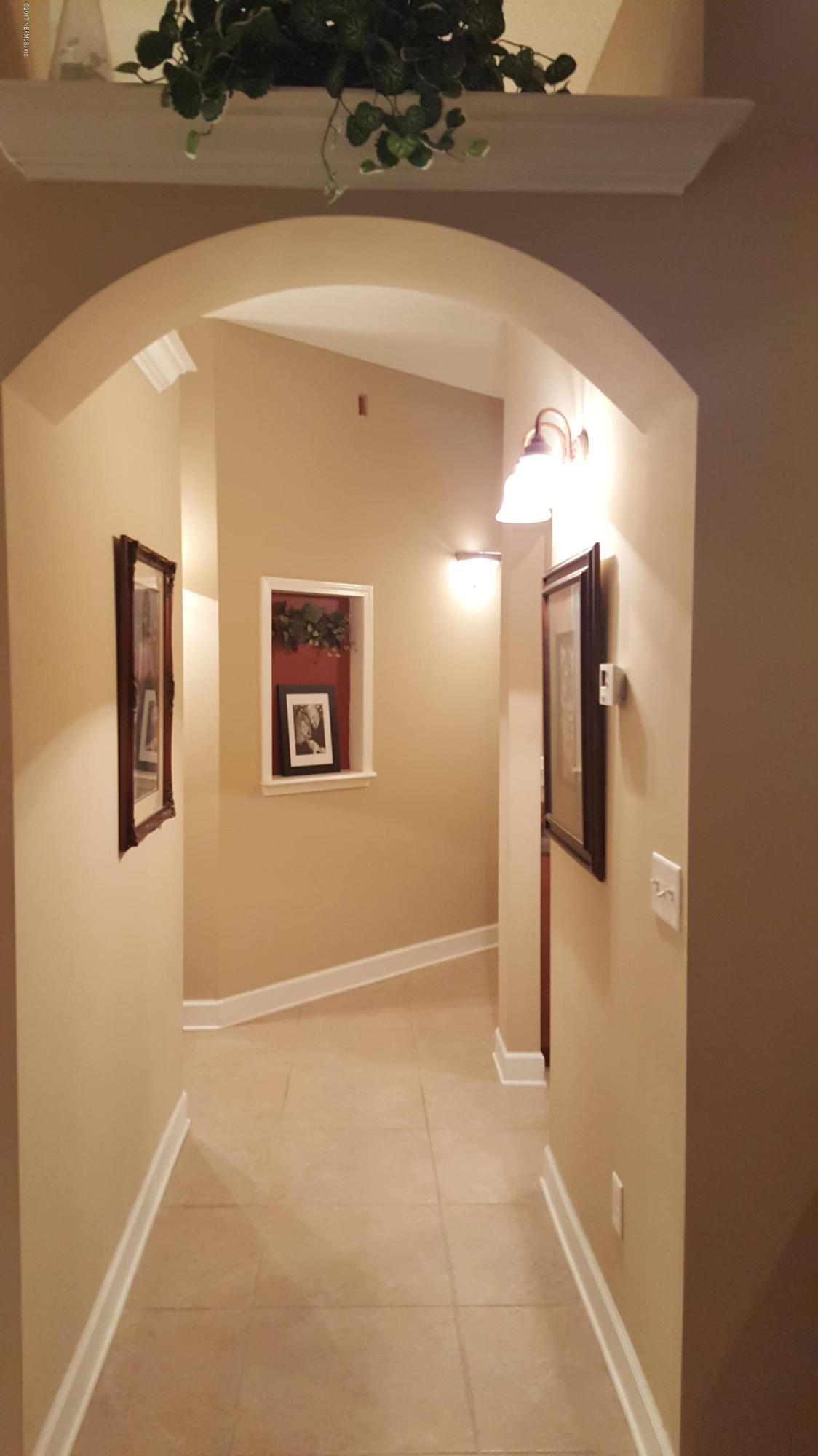2521 Crooked Creek Point Road Middleburg, FL 32068 - Photo 21 of 39 Arched hallway