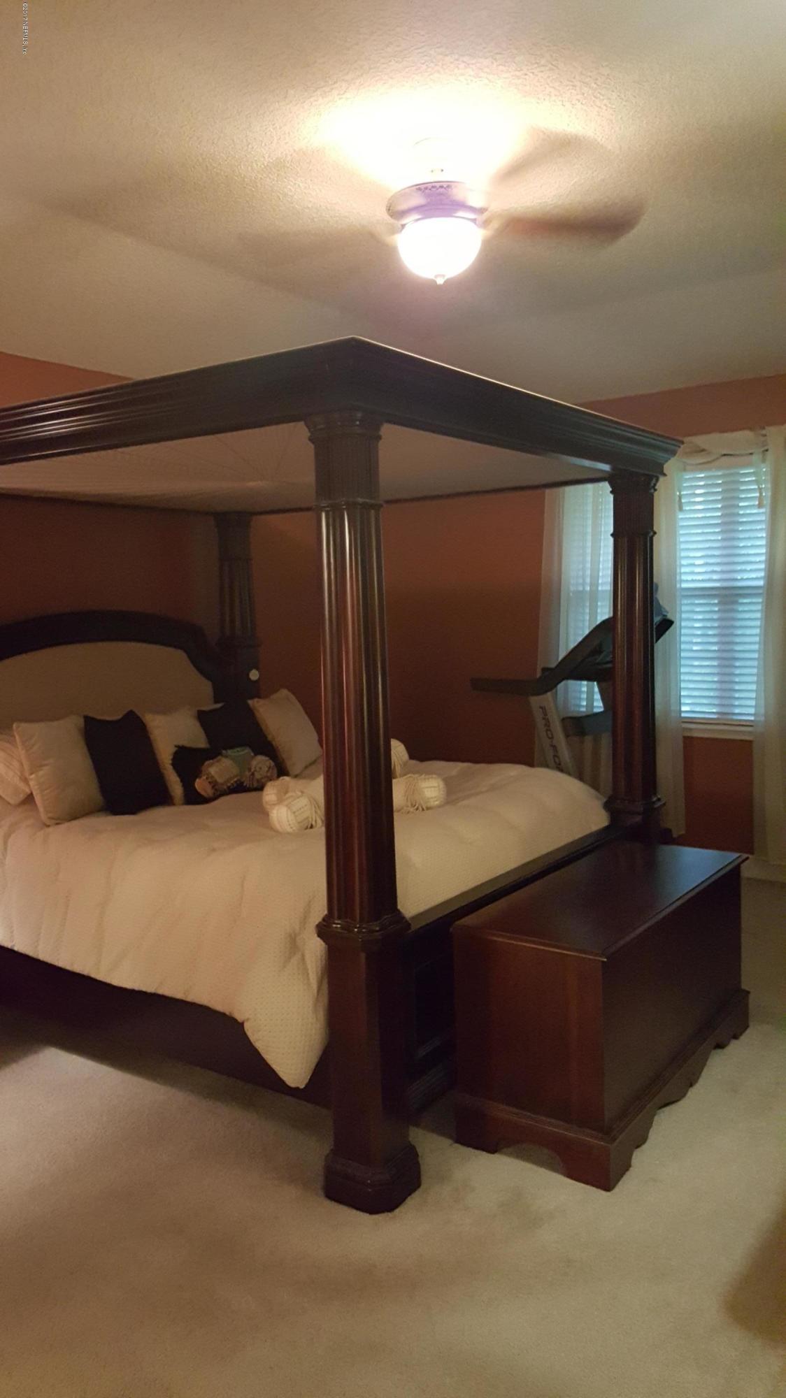 2521 Crooked Creek Point Road Middleburg, FL 32068 - Photo 23 of 39 Owner's suite