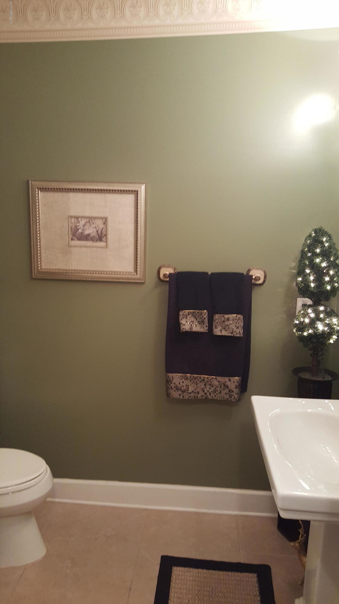 2521 Crooked Creek Point Road Middleburg, FL 32068 - Photo 30 of 39 Half bath