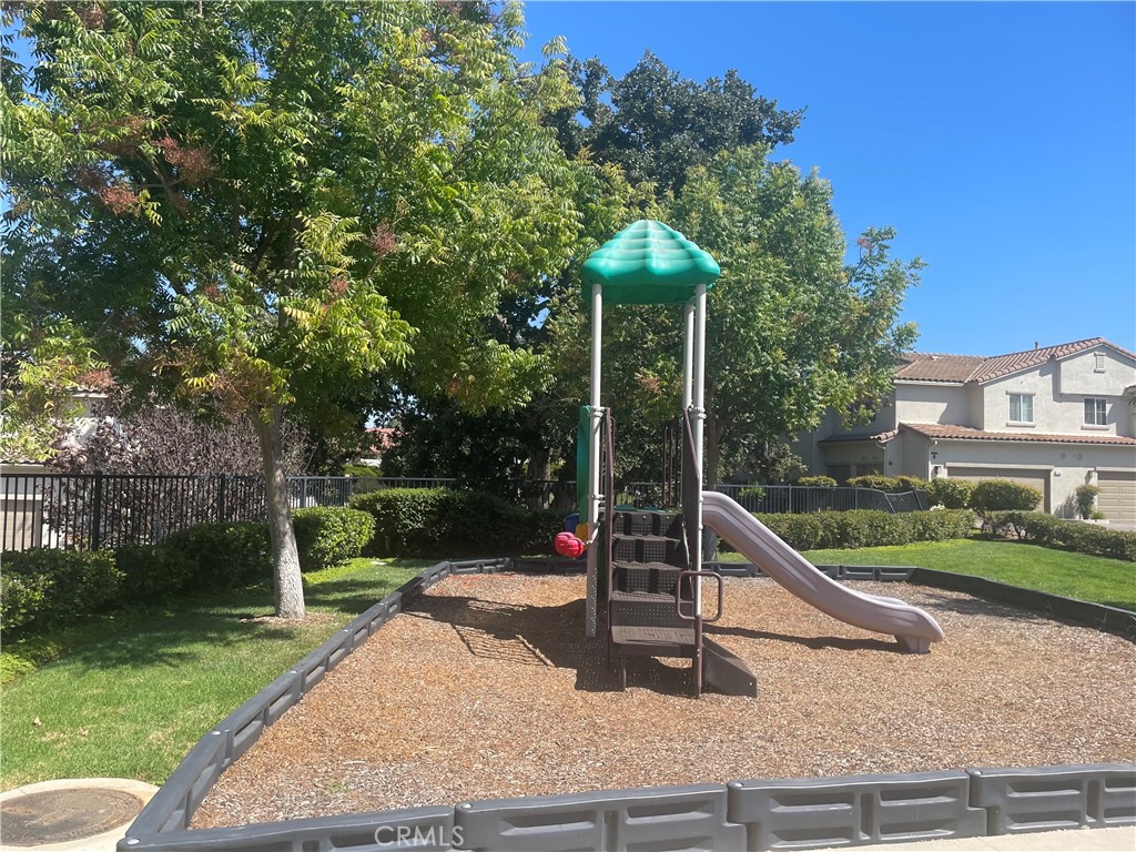1563 Silver Shadow Drive Thousand Oaks, CA 91320 - Photo 23 of 24 a view of a park with plants