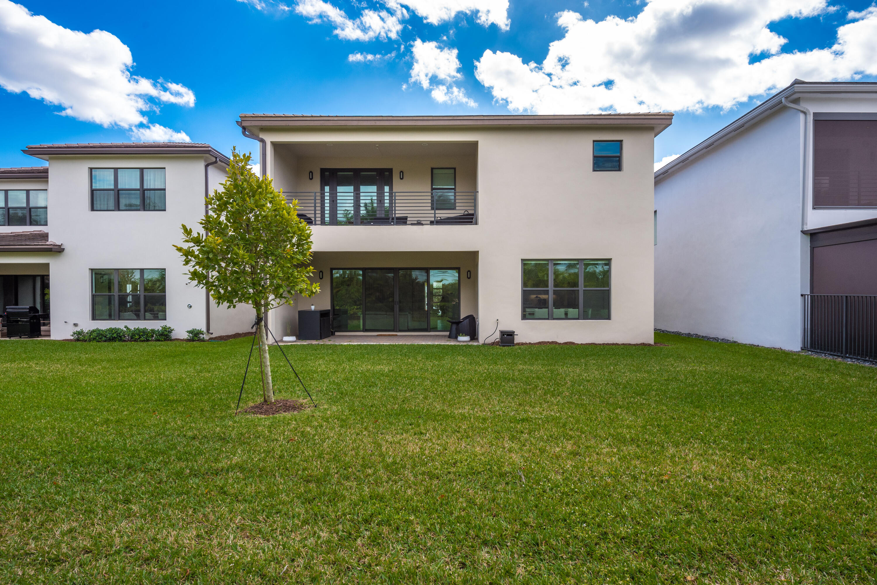 8131 Laurel Falls Drive Boca Raton, FL 33496 - Photo 37 of 46 Backyard View