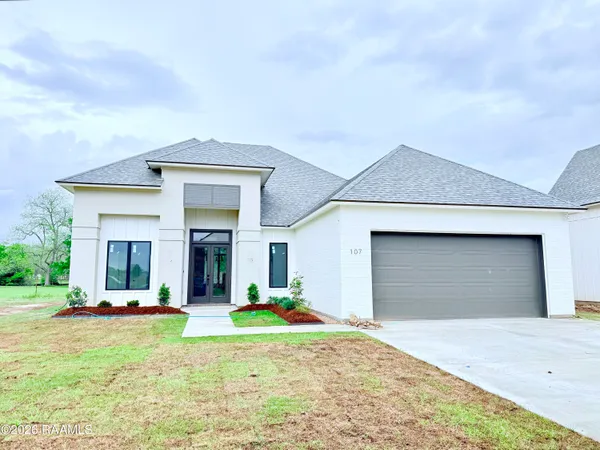 $524,800 | 107 Cliffside, Youngsville, LA 70592