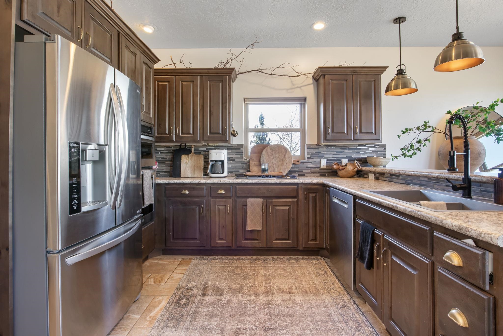 127 Red Hawk Avenue Evanston, WY 82930 - Photo 16 of 50