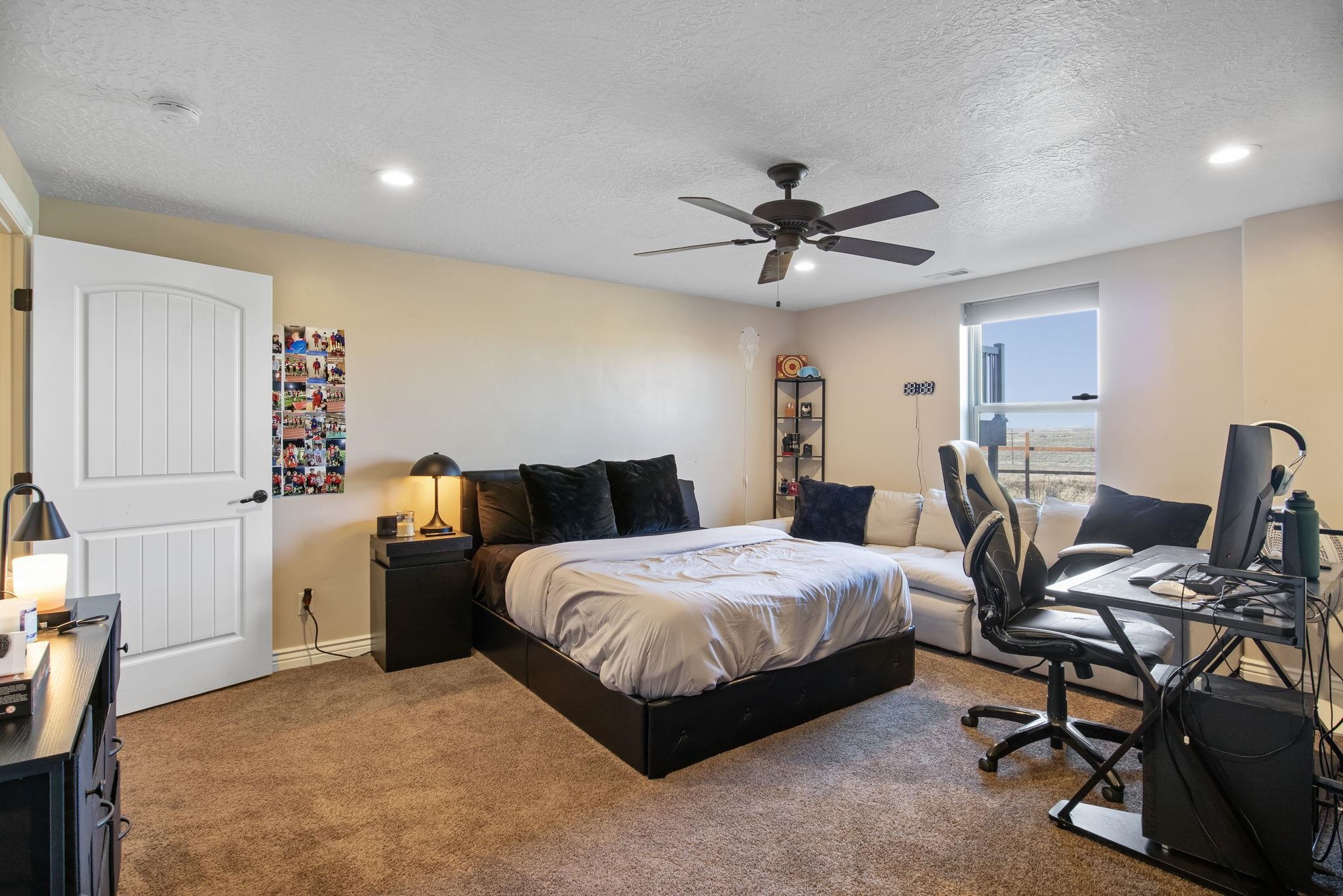 127 Red Hawk Avenue Evanston, WY 82930 - Photo 34 of 50