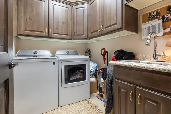 $785,000 | 127 Red Hawk Avenue, Evanston, WY 82930