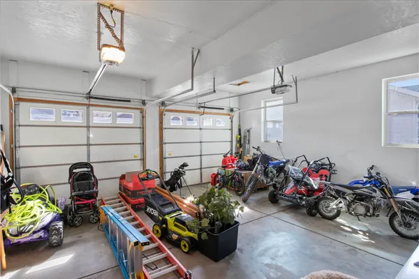 $755,000 | 127 Red Hawk Avenue, Evanston, WY 82930