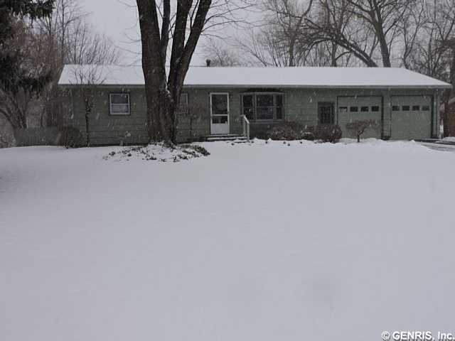 40 Rouge Road Henrietta, NY 14623 - Photo 1 of 1 Exterior Front
