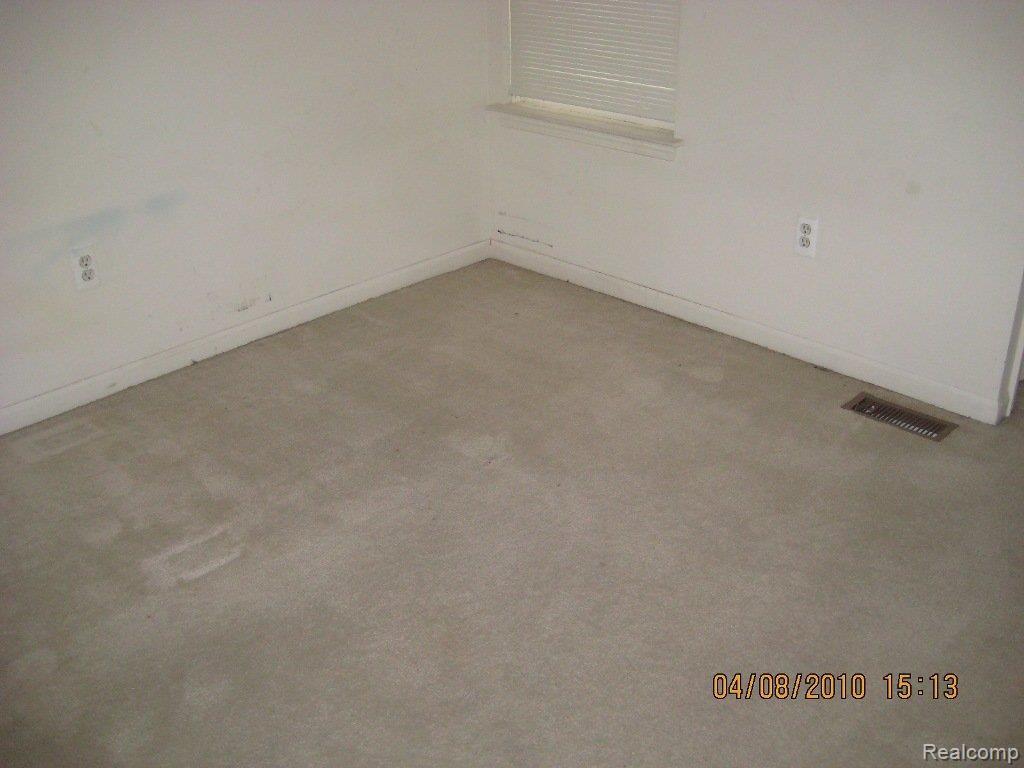 439 Cherry Orchard Road, Unit 99 Canton, MI 48188 - Photo 5 of 13 Bedroom-2