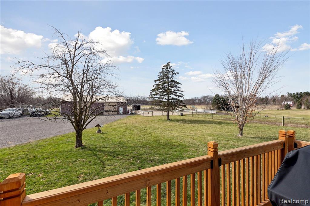 4163 North Gale Road Davison, MI 48423 - Photo 34 of 60