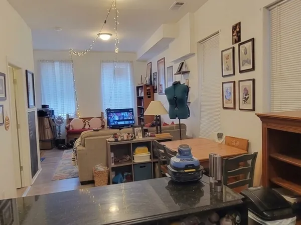 $995,000 | 1527 West 18th Place, Chicago, IL 60608
