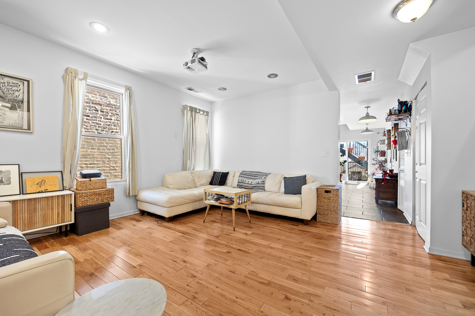 1527 West 18th Place Chicago, IL 60608 - Photo 3 of 39