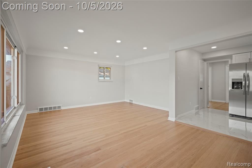4014 Greenfield Road Berkley, MI 48072 - Photo 5 of 20 Gallery Image 5