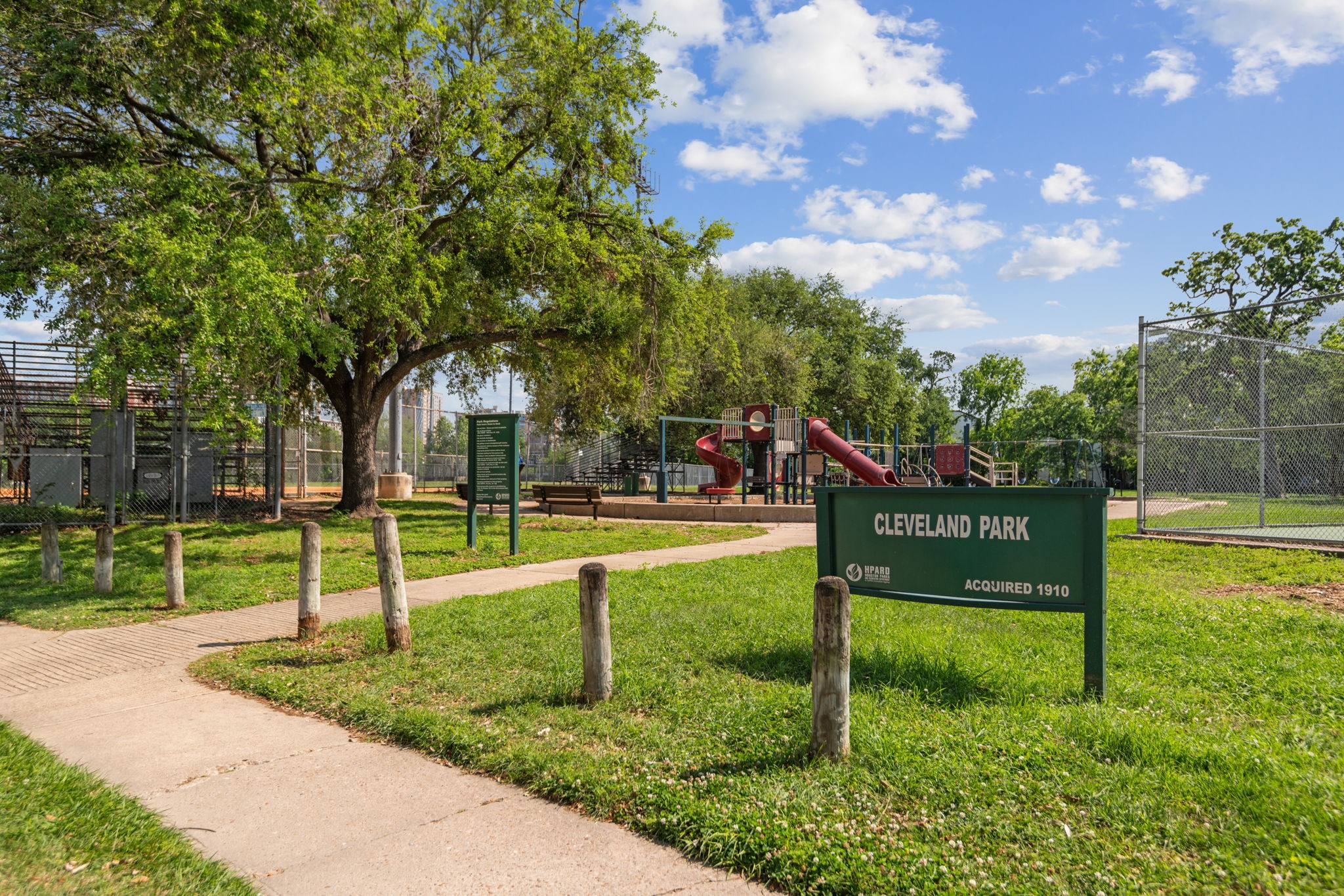 3935 Gibson Street Houston, TX 77007 - Photo 23 of 26