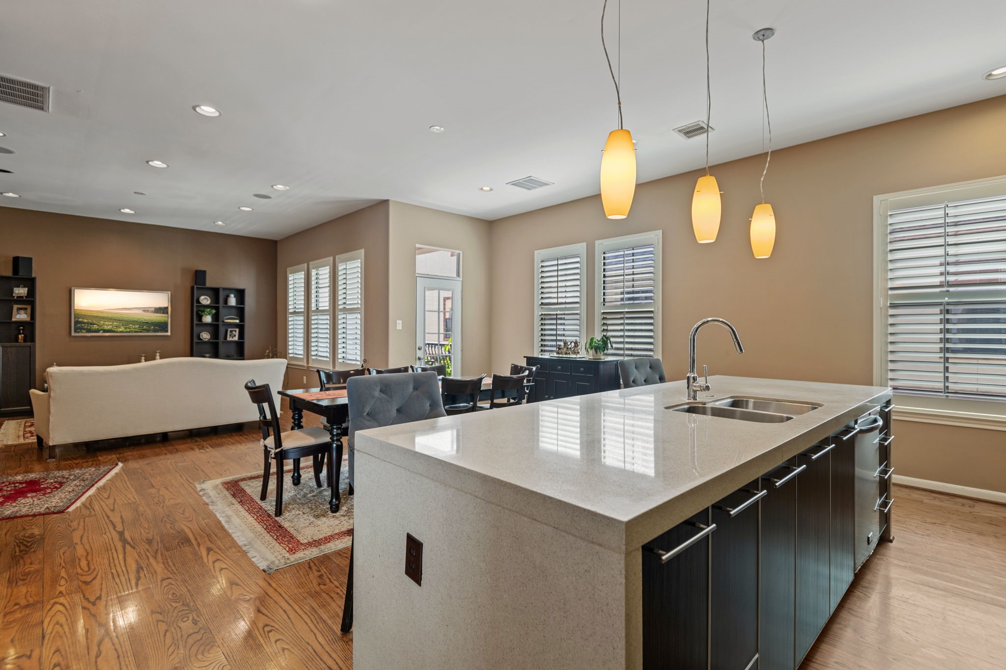 3935 Gibson Street Houston, TX 77007 - Photo 8 of 26