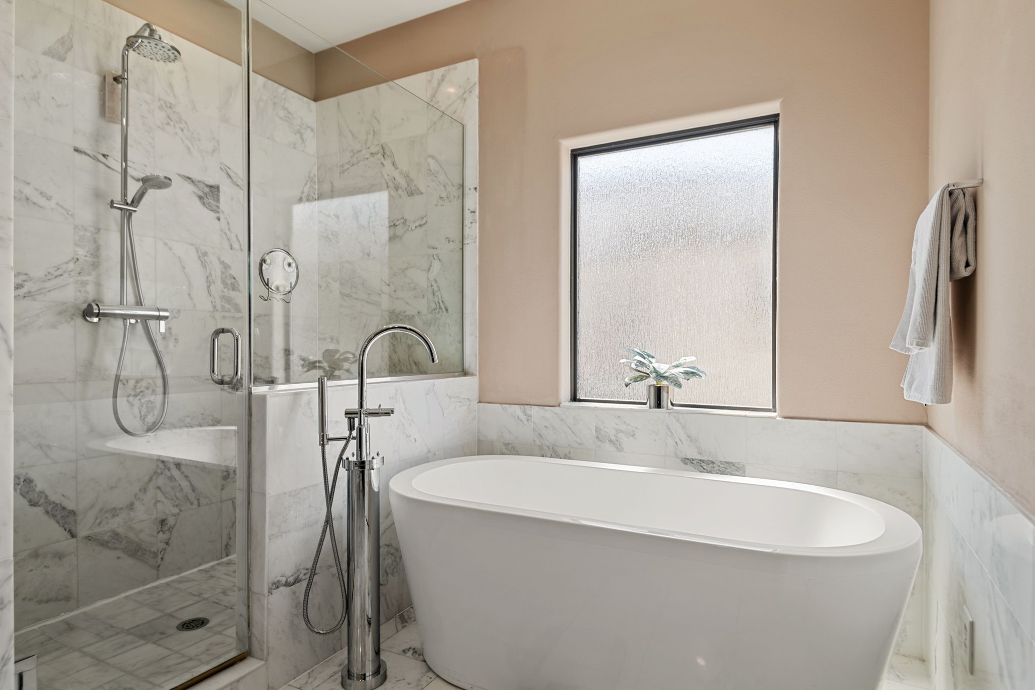 3935 Gibson Street Houston, TX 77007 - Photo 10 of 26