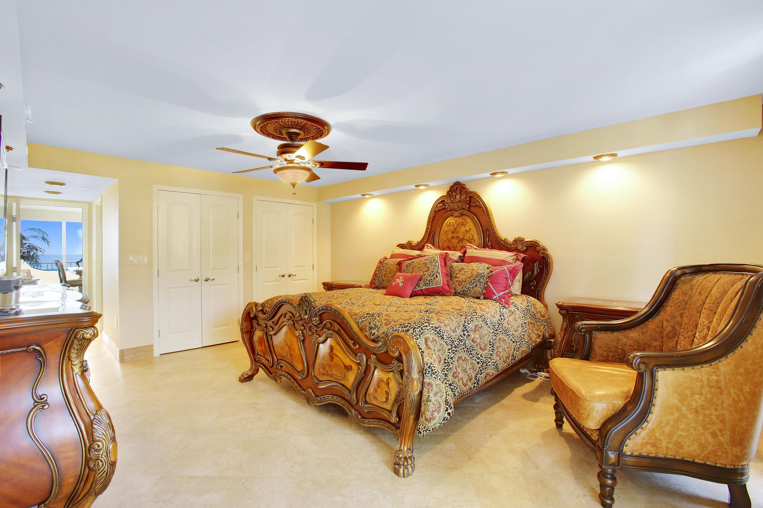 2800 South Ocean Boulevard, Unit 2F Boca Raton, FL 33432 - Photo 11 of 20 Master with 2 closets
