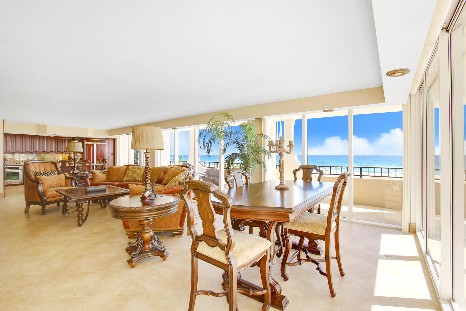 2800 South Ocean Boulevard, Unit 2F Boca Raton, FL 33432 - Photo 3 of 20 Very spacious