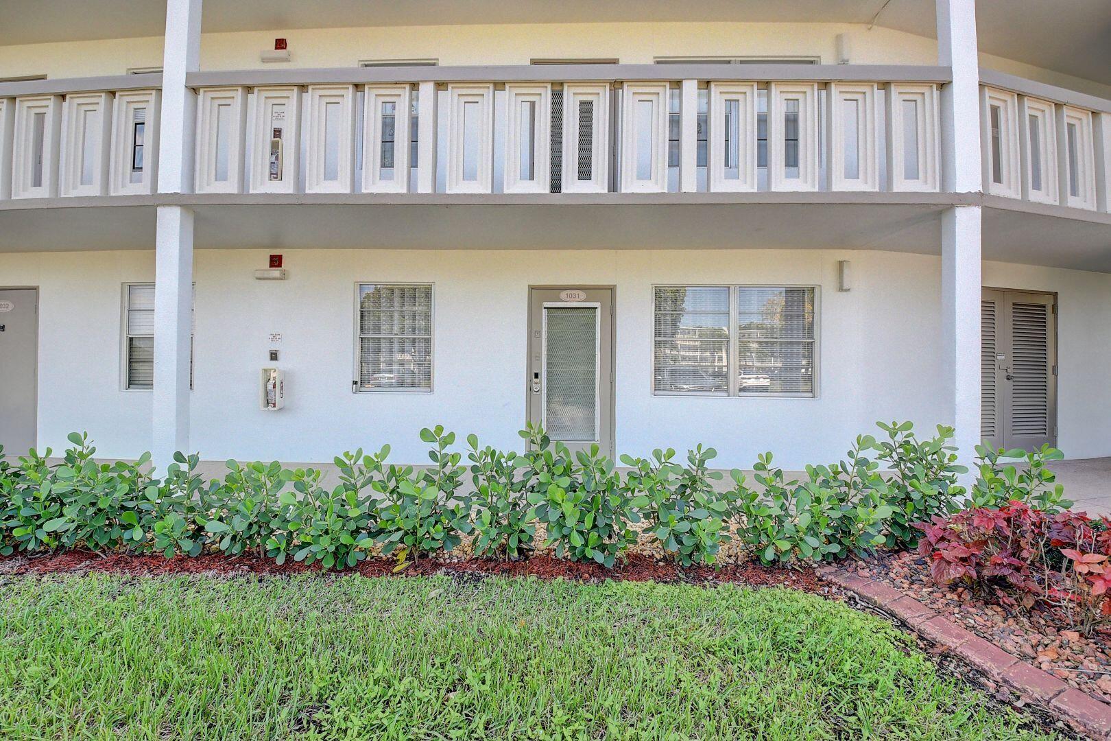 1031 Rexford B Boca Raton, FL 33434 - Photo 3 of 44 1545ae4bdd1ea9742fdc2257deb175e6_1718770