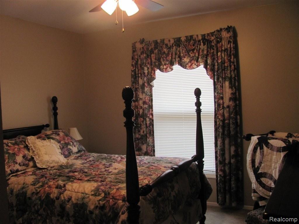 1382 Crescent Lane Rochester, MI 48306 - Photo 16 of 24 Lovely Bedroom 2