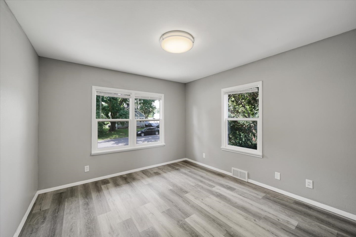 1304 West Clark Street Champaign, IL 61821 - Photo 16 of 25 Gallery Image 16