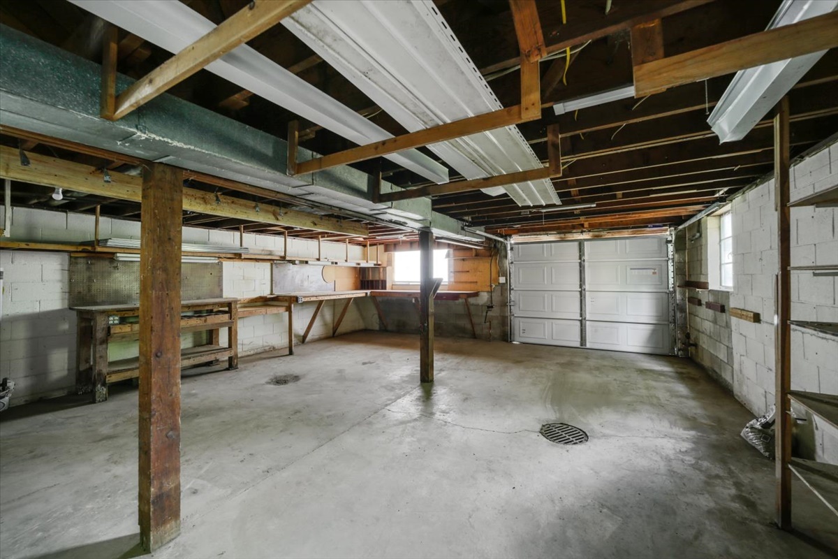 1304 West Clark Street Champaign, IL 61821 - Photo 23 of 25 Gallery Image 23