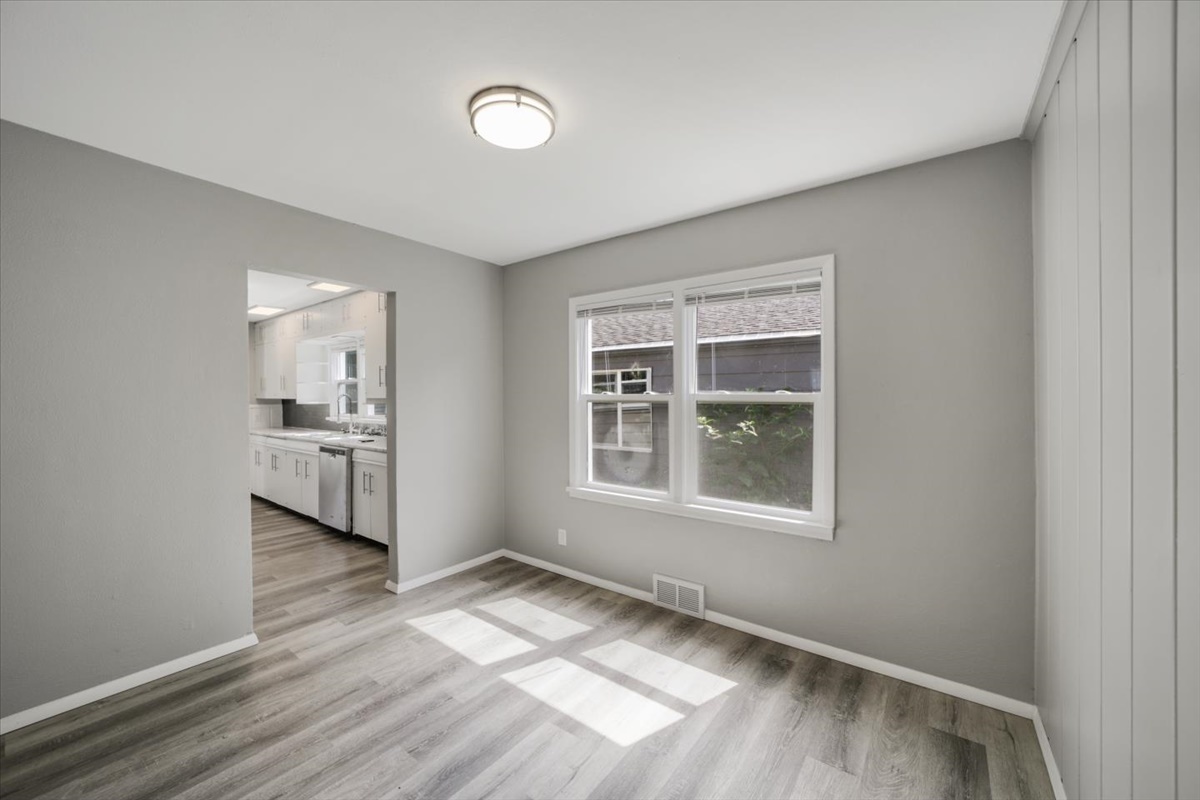1304 West Clark Street Champaign, IL 61821 - Photo 3 of 25 Gallery Image 3