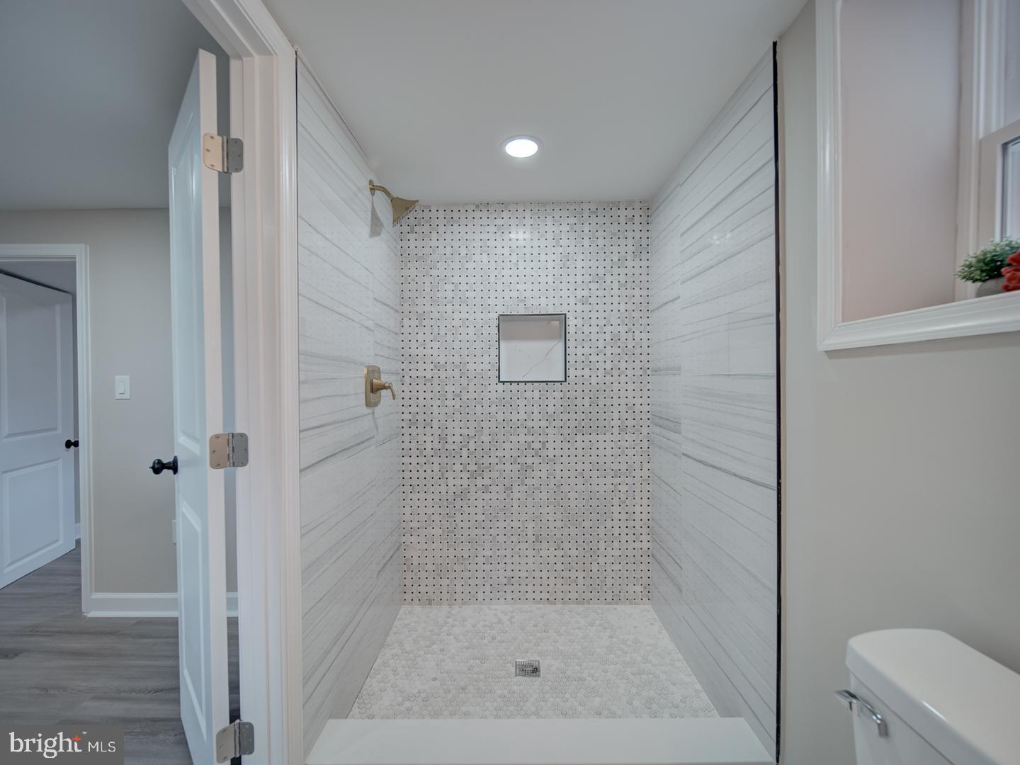 112 Courtney Drive Elkton, MD 21921 - Photo 37 of 40 a bathroom with a shower