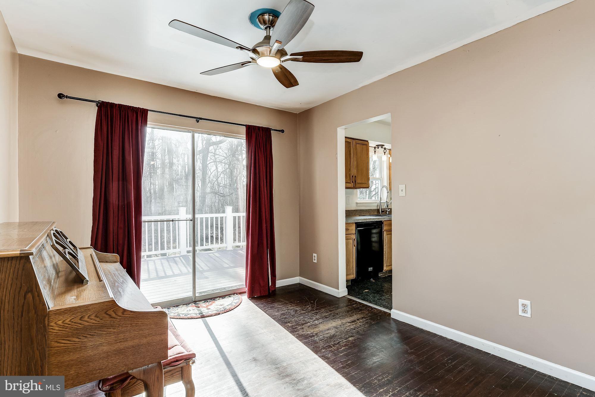 533 Bachmans Valley Road Westminster, MD 21157 - Photo 8 of 24 Dining Room