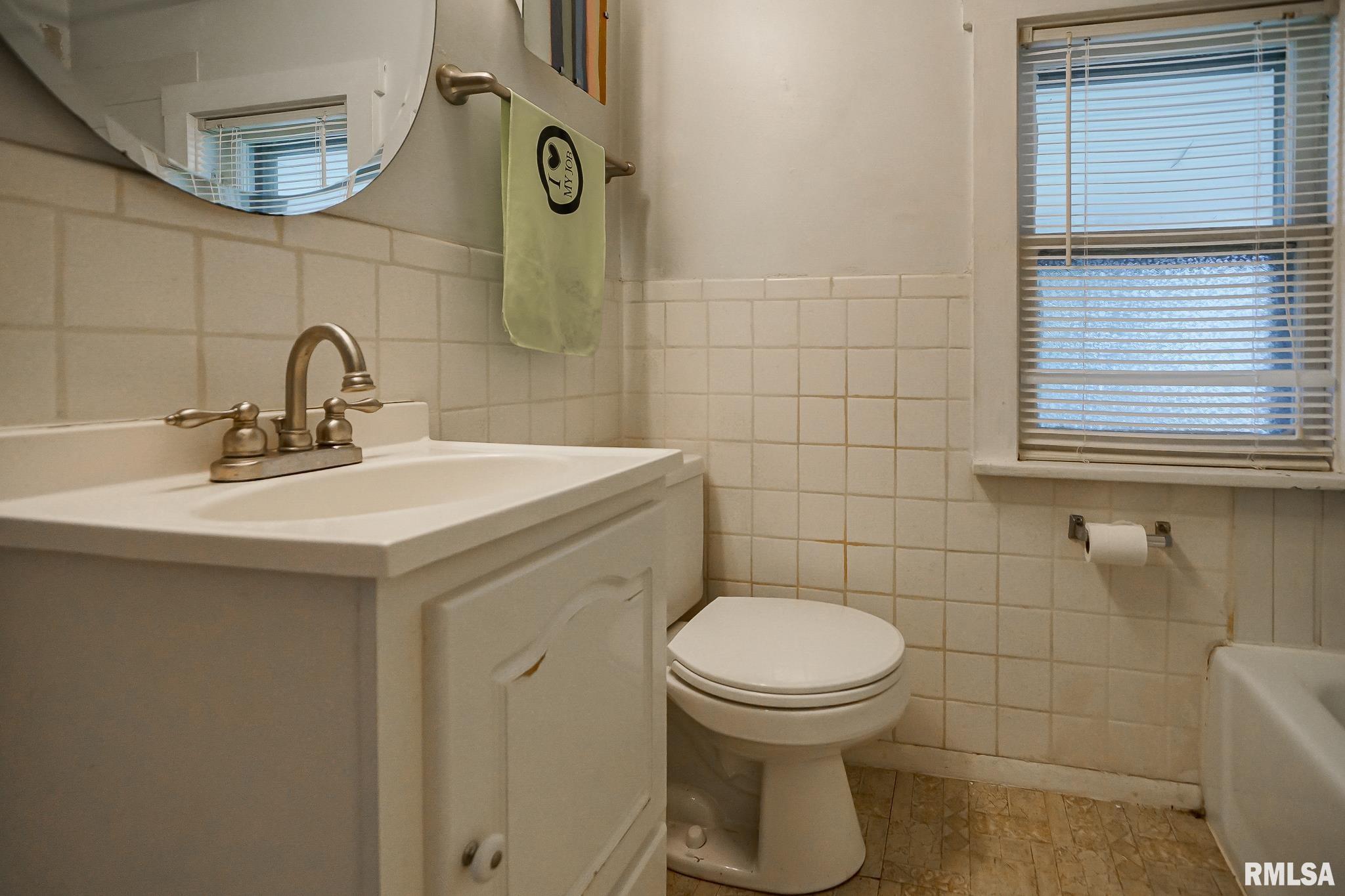 609 Walnut Street Washington, IL 61571 - Photo 33 of 48 Gallery Image 33